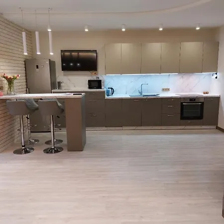 Luxury Studio-apartment In 45 жемчужина на каманина Apartment *