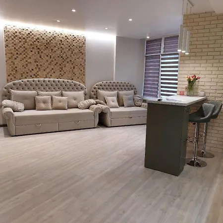 Apartment Luxury Studio-apartment In 45 жемчужина на каманина