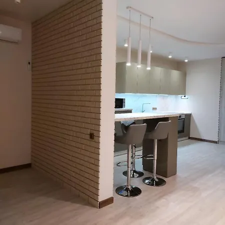 Luxury Studio-apartment In 45 жемчужина на каманина Apartment Odesa